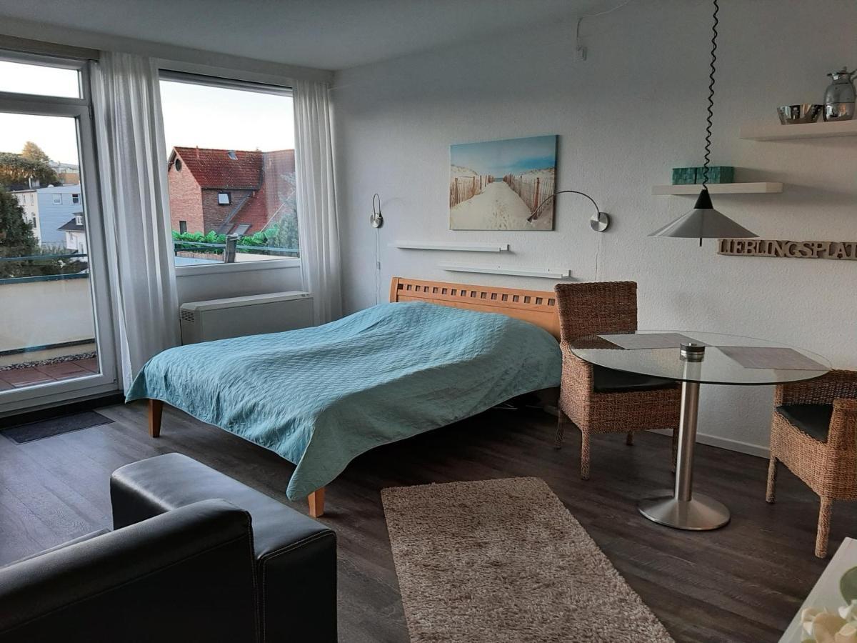 Penthouse Ferienwohnung Auszeit, Gerne Mit Hund, Wlan Inkl. Laboe Exterior photo